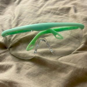 Lab protection glasses